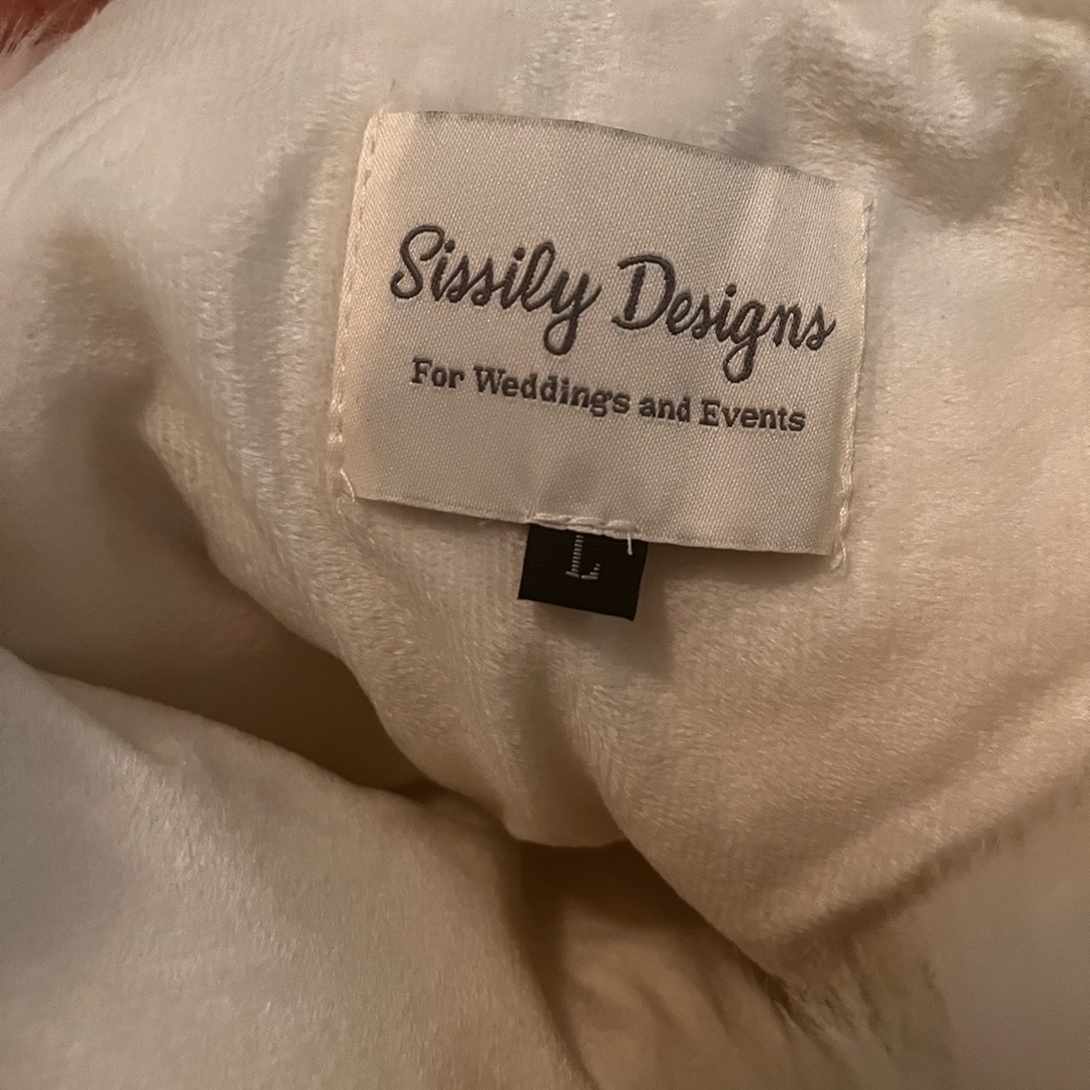 Faux fur white shrug